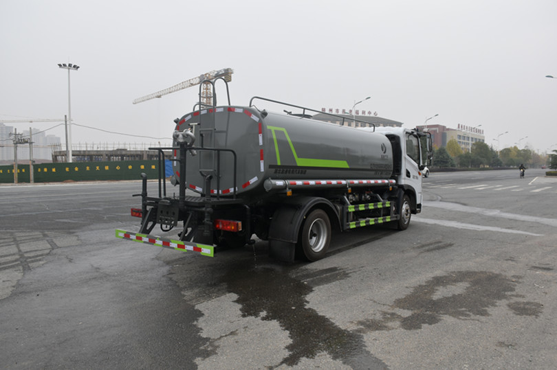 灑水車(chē)抽水步驟 灑水車(chē)抽水步驟