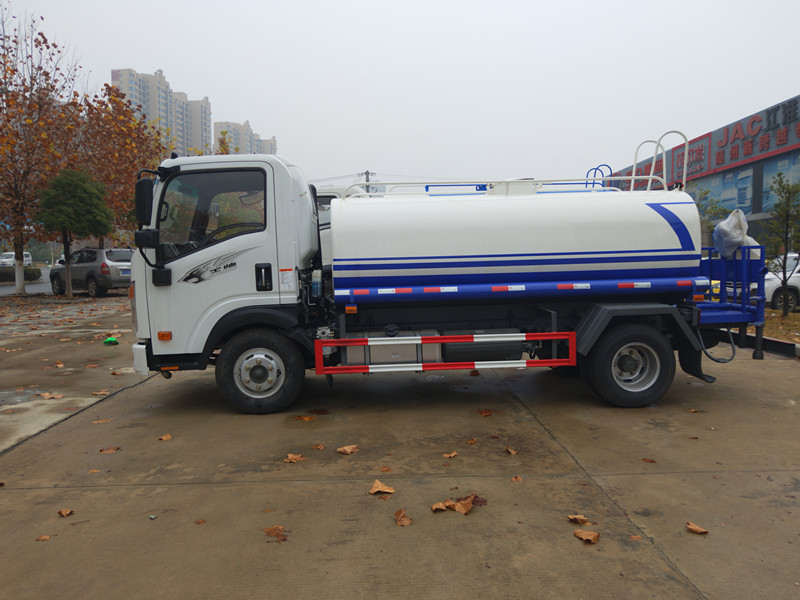 城市用的灑水車(chē)多少錢(qián)一臺-城市用的灑水車(chē)多少錢(qián)-湖北程力 城市用的灑水車(chē)多少錢(qián)一臺-城市用的灑水車(chē)多少錢(qián)-湖北程力