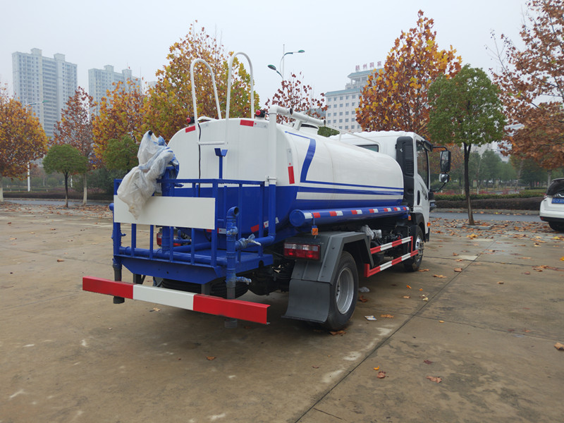 城市用的灑水車(chē)多少錢(qián)一臺-城市用的灑水車(chē)多少錢(qián)-湖北程力 城市用的灑水車(chē)多少錢(qián)一臺-城市用的灑水車(chē)多少錢(qián)-湖北程力