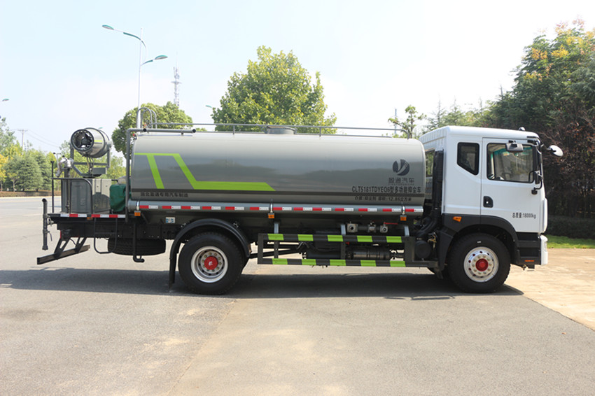 15噸灑水車(chē) 15噸灑水車(chē)