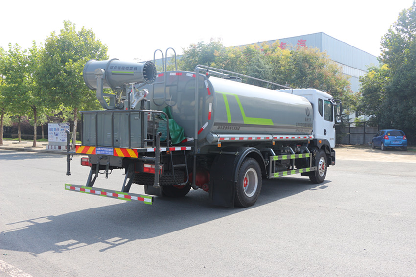 15噸灑水車(chē) 15噸灑水車(chē)