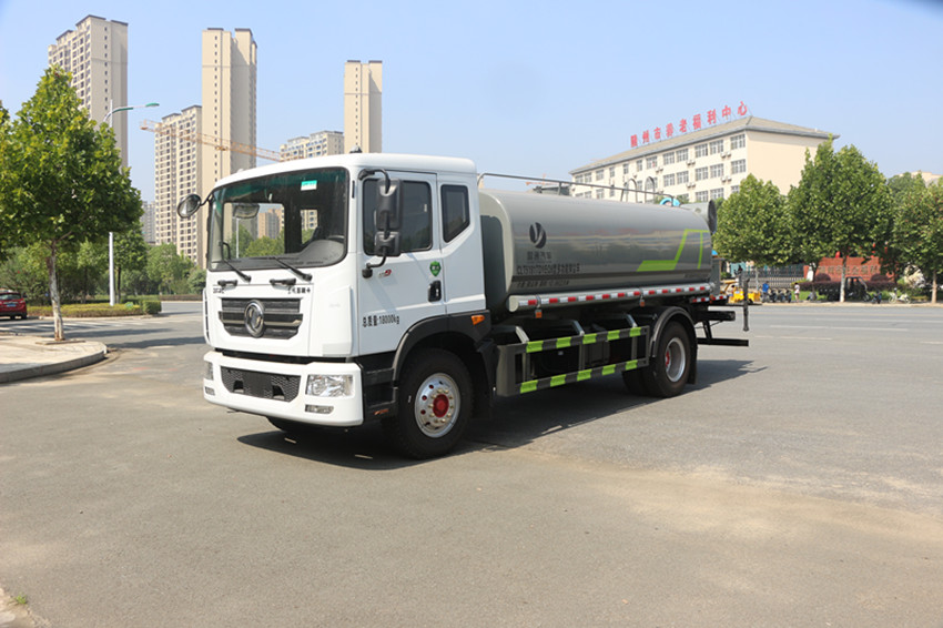 15噸灑水車(chē) 15噸灑水車(chē)