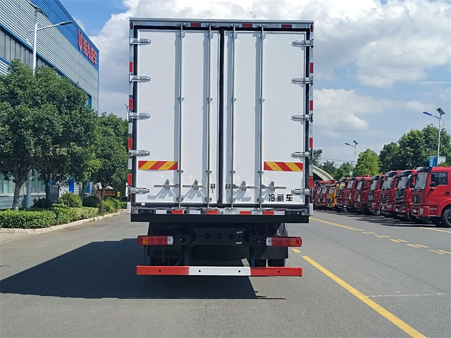 ���Y-�W��С���S���܇(ch��)��9.6�ף����܇(ch��)