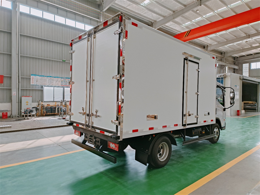 �{�Ƹ����I(l��ng)�����܇(ch��)-�����I(l��ng)���{�����܇(ch��)