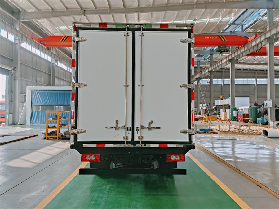 �{�Ƹ����I(l��ng)�����܇(ch��)-�����I(l��ng)���{�����܇(ch��)