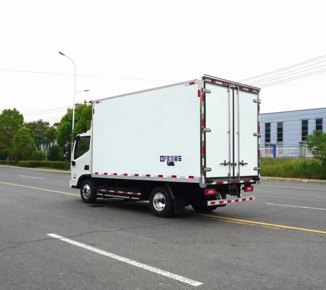 ����W�R�����{���܇(ch��)-�W����늻��(d��ng)���܇(ch��)