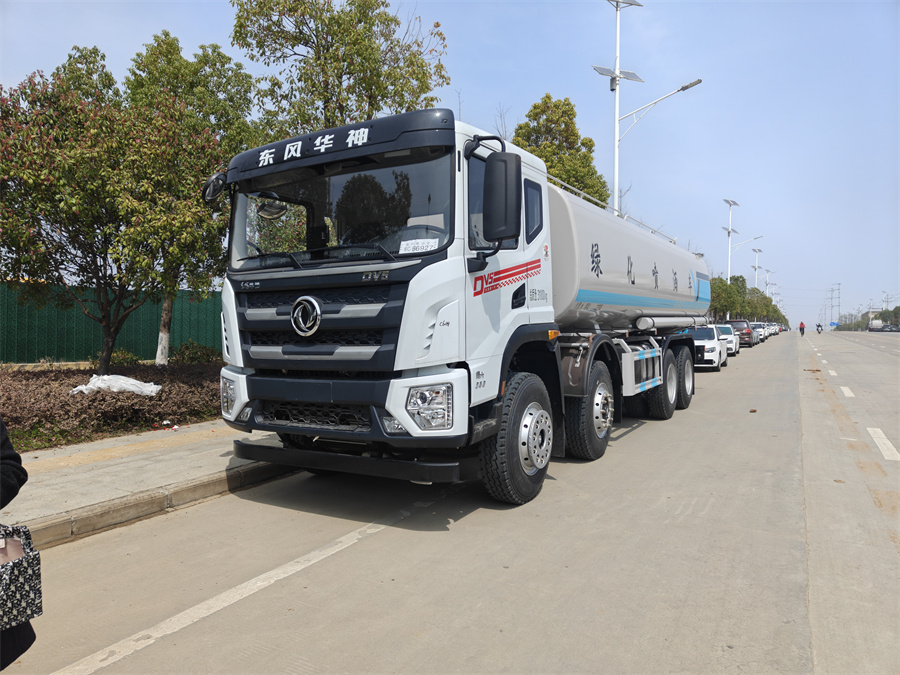 �|�L(f��ng)30����ˮ܇(ch��)-�|�L(f��ng)�A��DV5���͞�ˮ܇(ch��)-�|�L(f��ng)ǰ�ĺ�˞�ˮ܇(ch��)